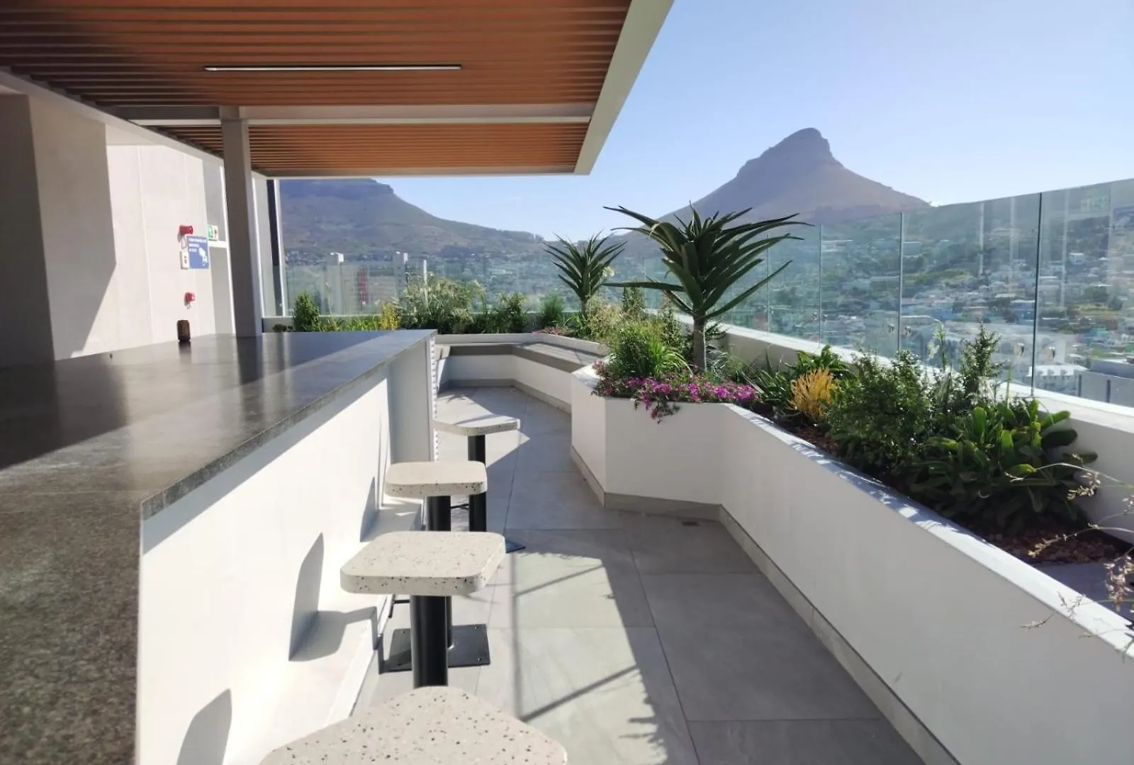 Luxury Apartment - The Rubik Self-Catering Cape Town
